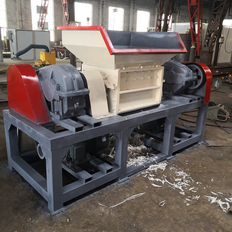 热销机双轴撕碎小型全自动油漆桶大蓝桶粉碎机金属塑料橡胶轮胎撕