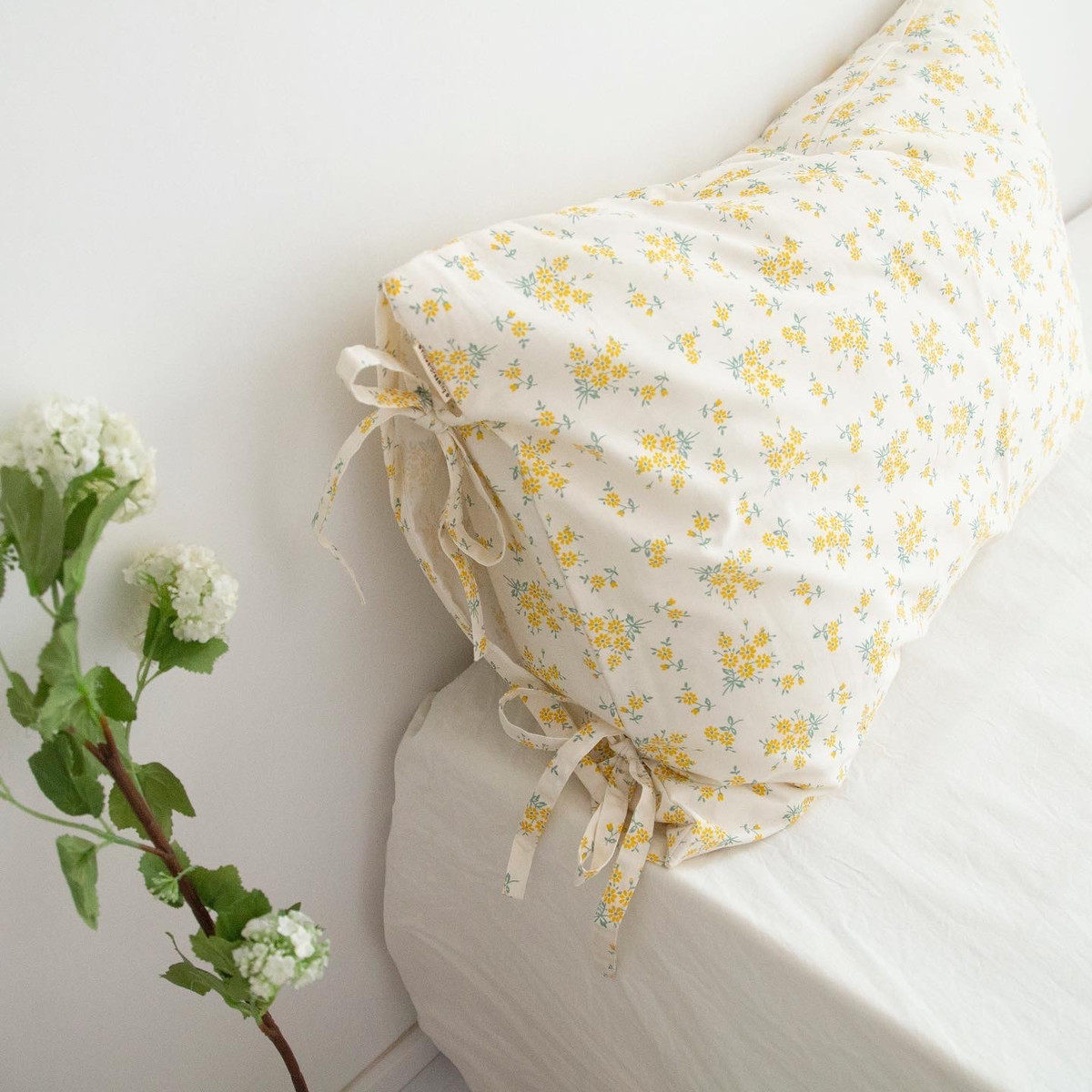 rp4t批发清新可の花！白底黄色小碎花单人枕套74*48干净尺寸日系