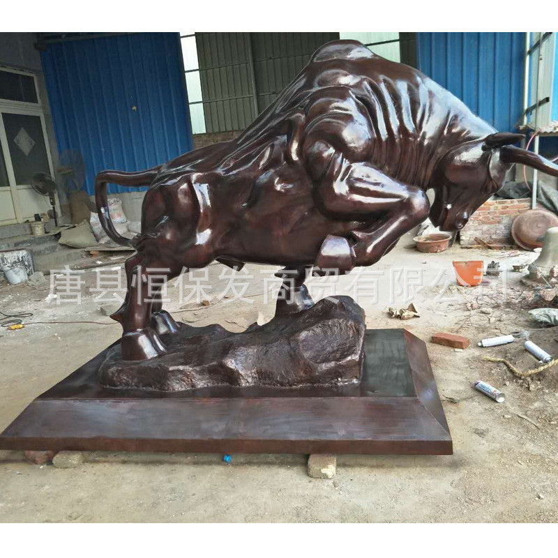 恒牛发铜雕厂批发铜牛摆件办公室纯铜华尔街保旺市铜牛雕塑