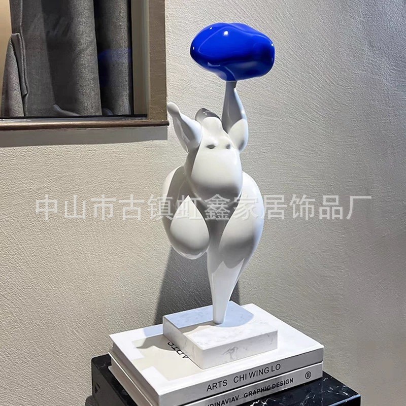 云朵抽象风韵胖妞人物雕塑摆件家居客厅软装创意人形艺术玄关饰品