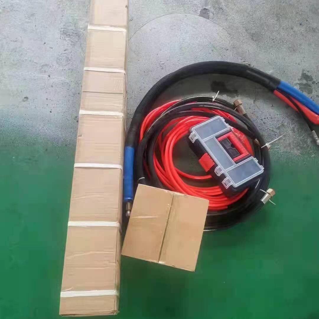 聚氨酯喷涂机小型高压发泡设备冷库泡沫水箱夹层保温填充喷涂机