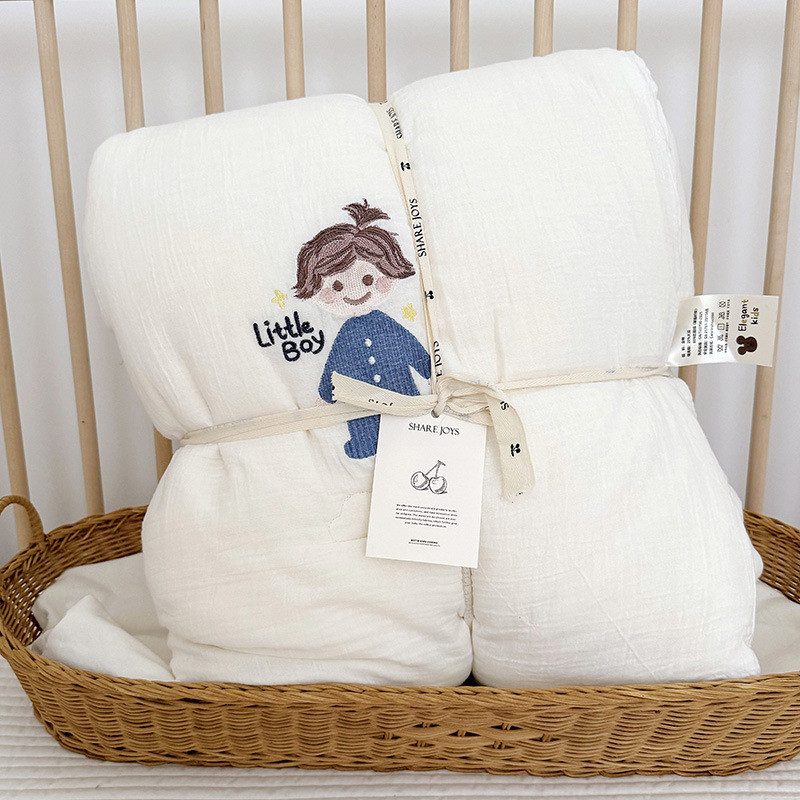 热销2024男a类ins可爱绣花儿童被子被芯120*150春秋被1.6斤小新款