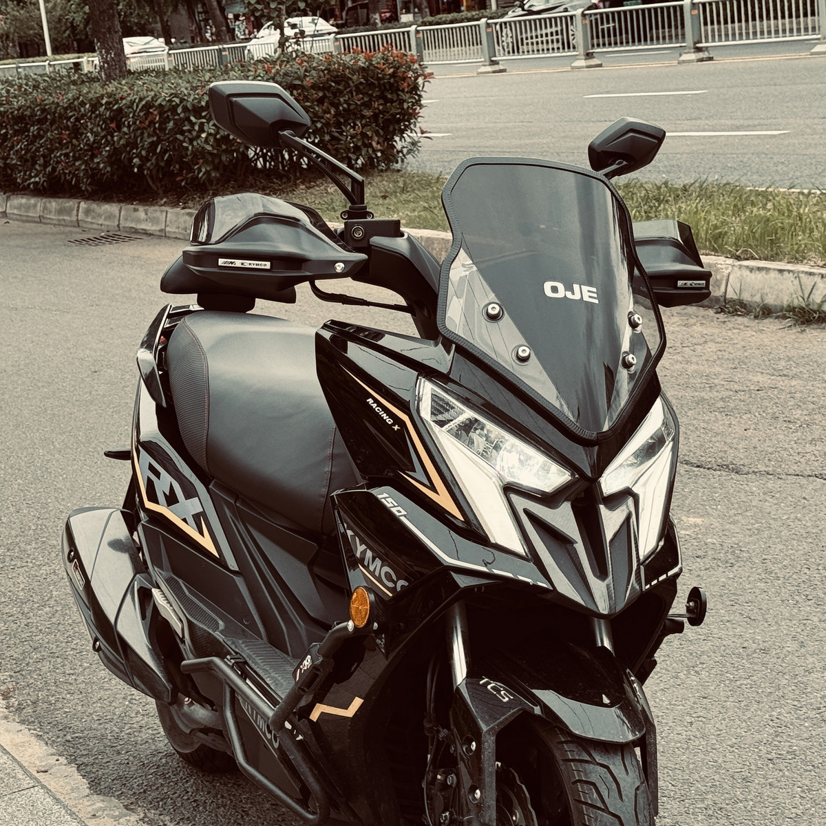 适用光阳rks150 RACING X150 H150 改装手把护手罩挡风手把防风罩