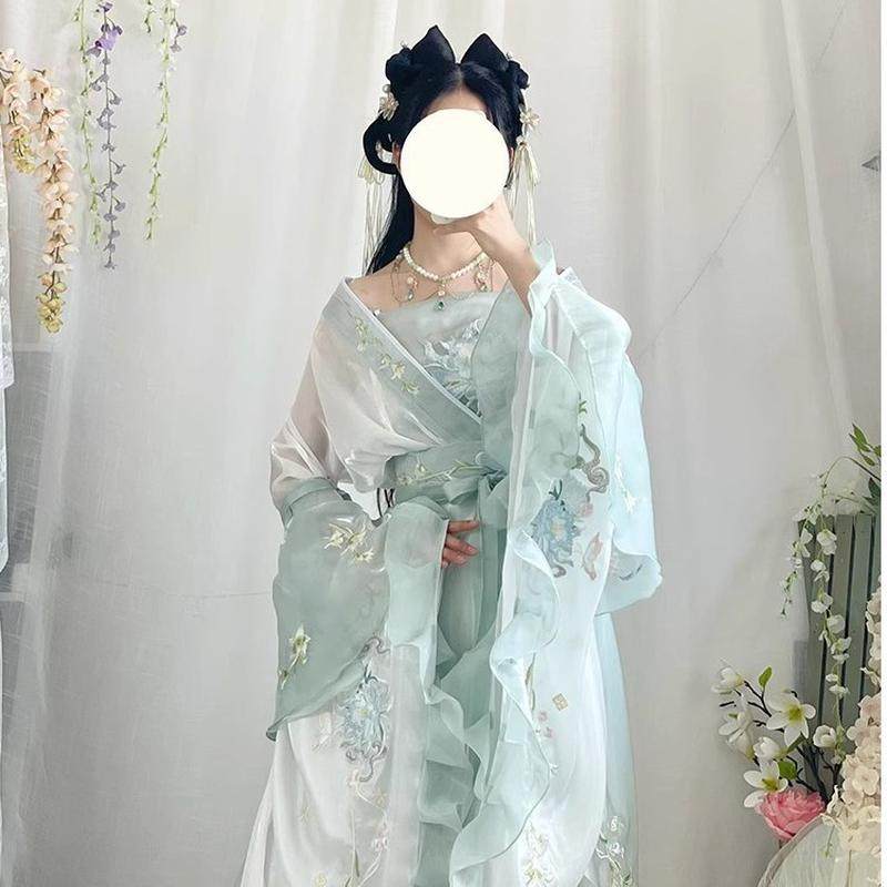 春秋女款成人汉服魏晋大袖齐腰襦裙汉服超仙南北朝绣花汉服套装