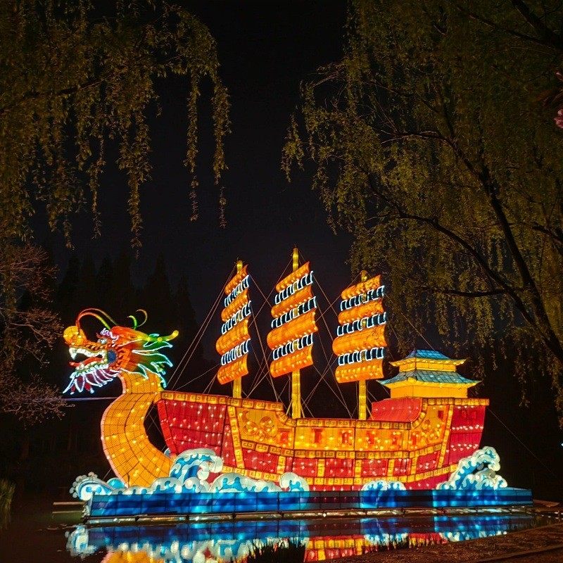 2025元宵节造型灯光大型户外灯会人物卡通元旦春节节日夜游摆件