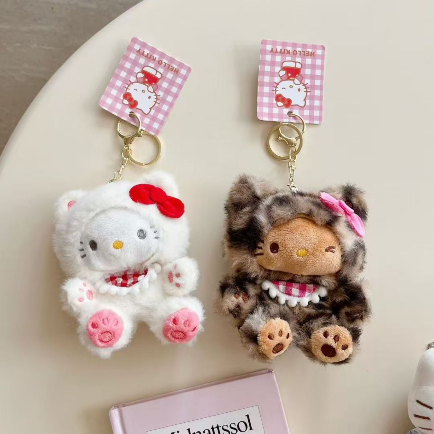 毛绒蝴蝶结凯蒂猫适用苹果airpodspro3代蓝牙保护套airpods3/4耳机壳一二代pro2玩偶苹果4代耳机套新款pro3女