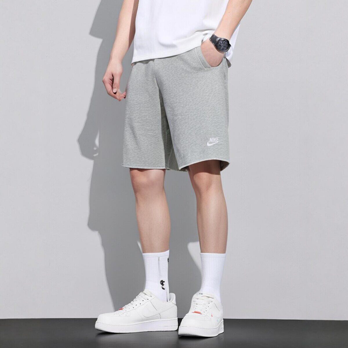 Nike耐克灰色纯棉短裤针