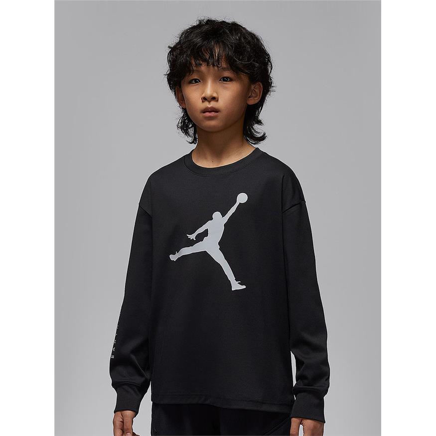 JORDAN耐克大童反光元素