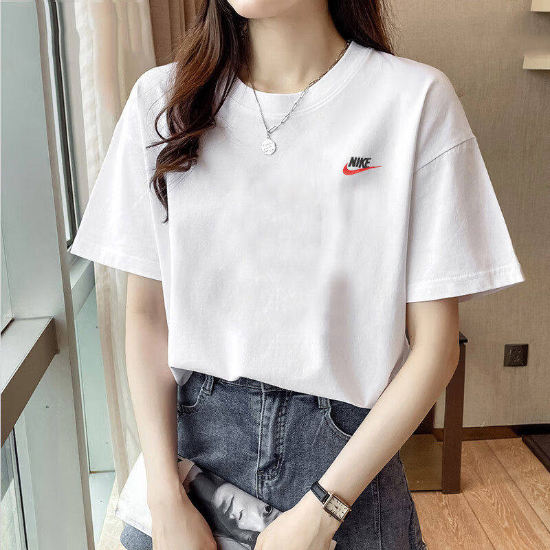 NIKE耐克圆领短袖女装夏