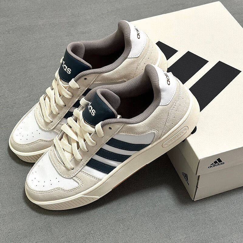 Adidas男女鞋春季新款正