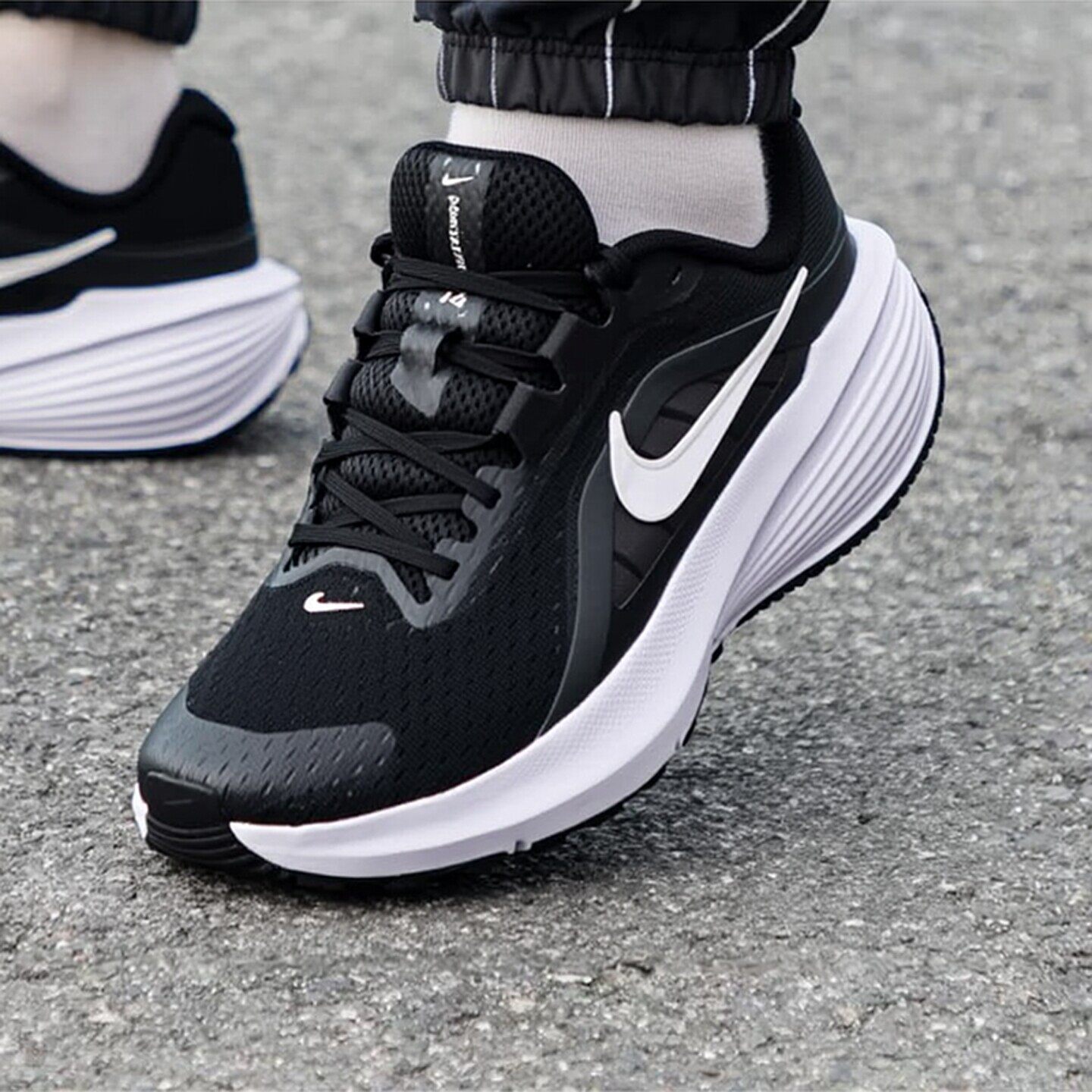Nike耐克鞋子黑色男鞋202