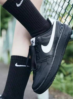 NIKE耐克女鞋新款低帮舒适防滑耐磨减震滑板鞋运动休闲鞋FQ6476