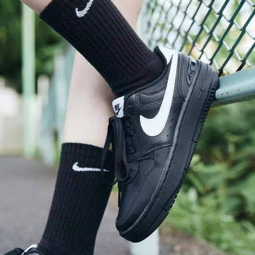NIKE耐克女鞋新款低帮舒