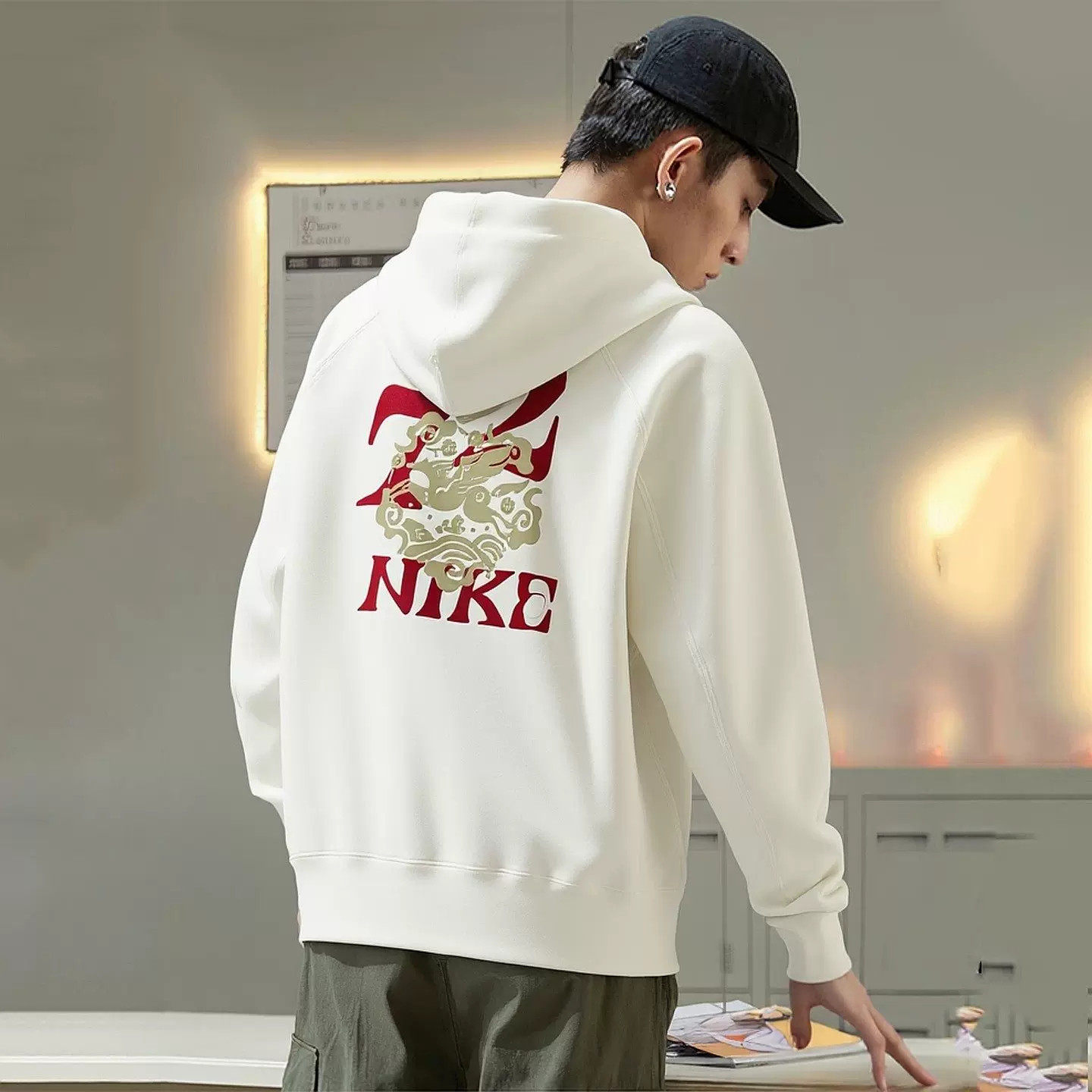 Nike耐克新款重磅连帽卫衣男白色街头潮牌情侣款套头衫潮流时尚