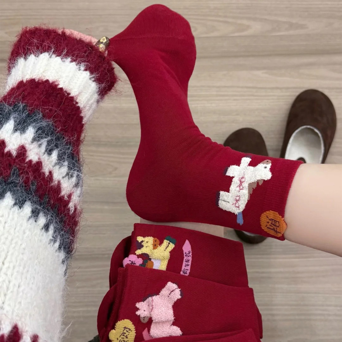 红袜子2026马年本命年堆堆袜配勃肯鞋可爱袜子中筒袜女秋冬新年袜,女士内衣/男士内衣/家居服,中筒袜,淘宝优惠券,粉丝福利购,淘宝优惠卷