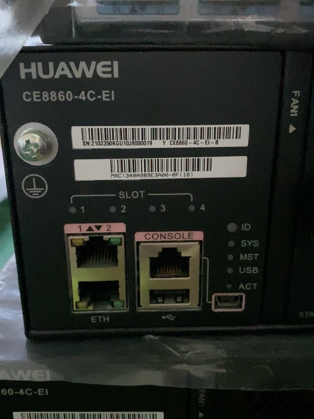 议价议价华为数据中心交换机 CE8860-4C-EI  卡可选配议价