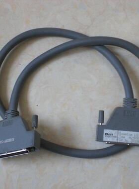 非实价议价议价NJ-EC0070 0.7米长 NP8REFSC-324W1 FUJIPLC连接线