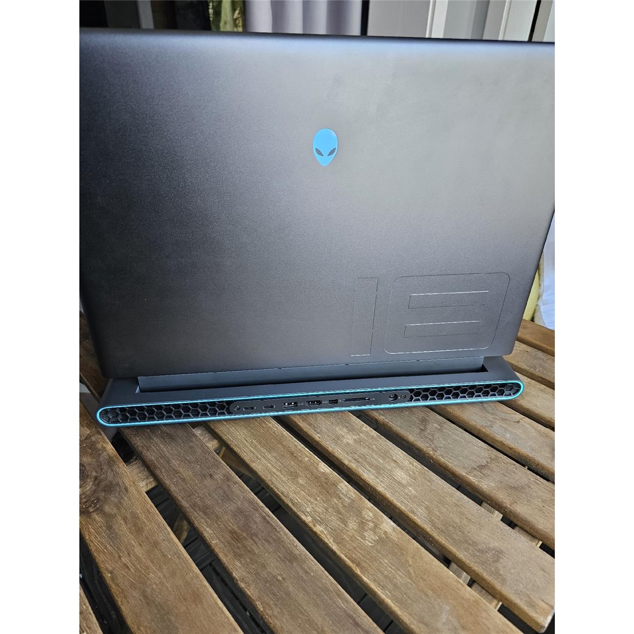 非实价议价议价外星人m18r1 4090皇帝版 96g 顶配版这个就是皇议