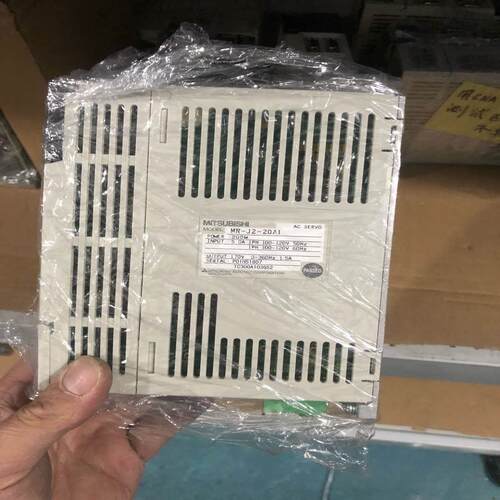 非实价议价议价议价多乐工控三菱伺服驱动器MR-J2-20A1设备拆机测