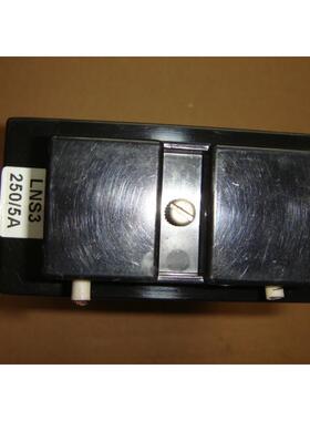 非实价议价议价议价双绕组 互感器 LNS3 250/5A/0.02A 1TNA911356