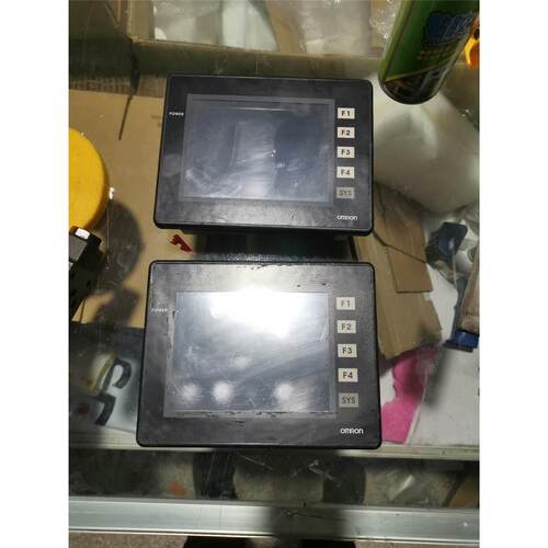 非实价议价议价议价议价$两块欧姆龙7寸触摸屏NT5Z-ST121B-EC上电
