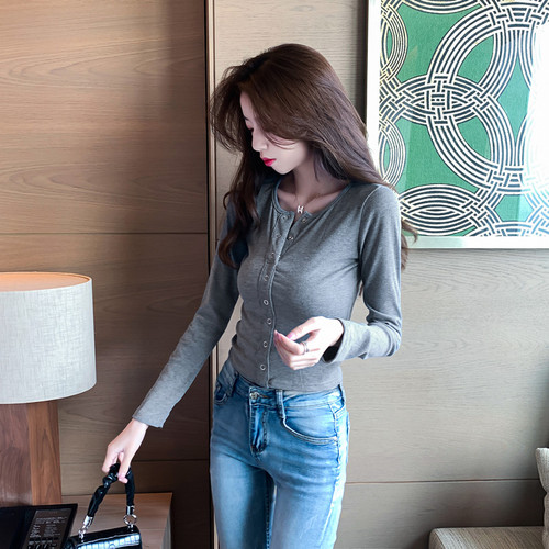 金豆豆网络服饰 17JDDWLFS828 整款下架 金豆豆网络服饰 17JDDWLFS828 整款下架