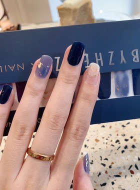 BYZHENZI STORE 【深海山丘】藏蓝色显白持久贴纸甲油膜