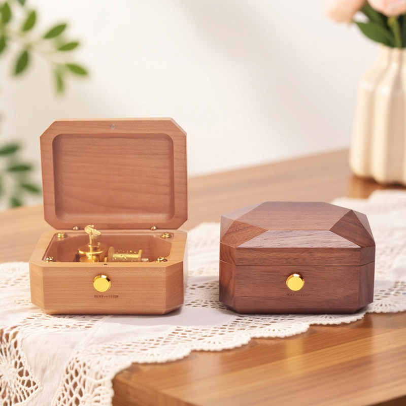 木质机械音乐盒八音盒鸟之诗女生女孩儿童生日定制生日礼物送女友