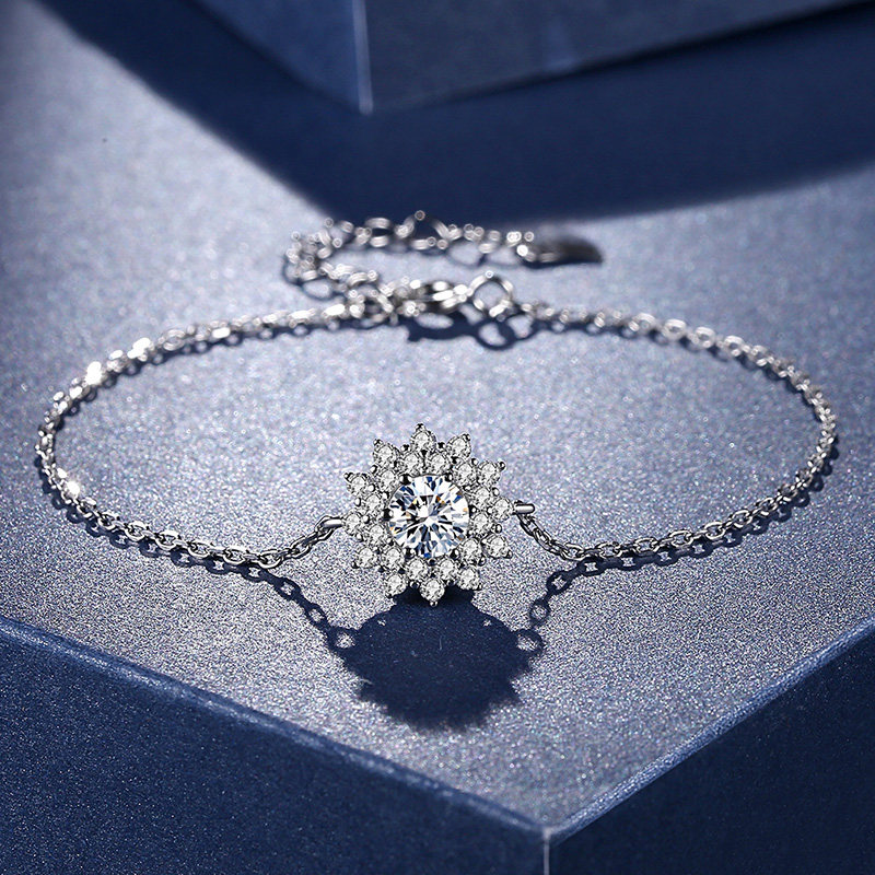 诗美洛一克拉莫桑石满天星手链女纯银首饰大学生告白手饰生日礼物