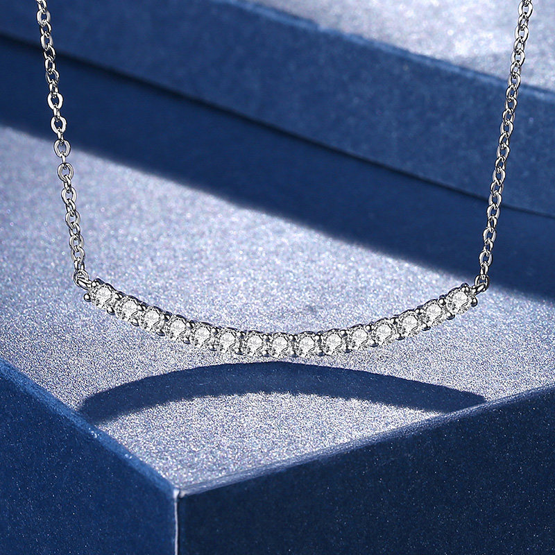 诗美洛微笑项链新款女纯银防过敏轻奢简约设计正品莫桑石锁骨链