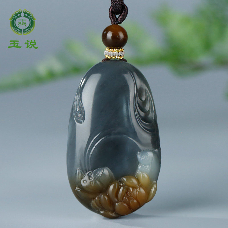 玉说和田玉荷花锦鲤吊坠男女款玉坠糖青白玉青花三色连年有余挂件
