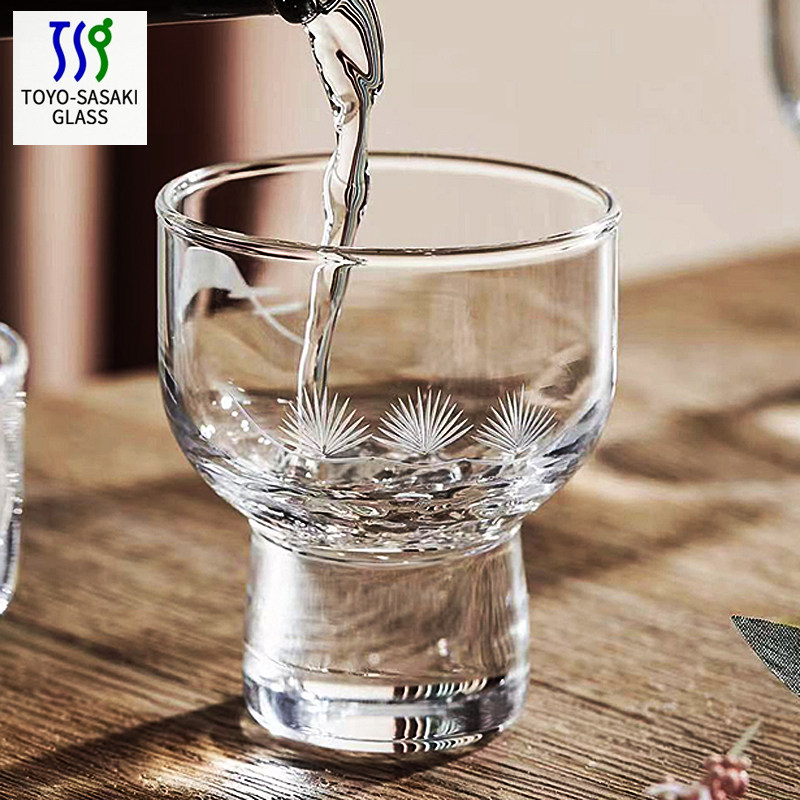 日本东洋佐佐木柳宗理清酒杯刻花白酒杯富士山松竹梅厚底白酒杯,餐饮具,白酒杯,淘宝优惠券,粉丝福利购,淘宝优惠卷