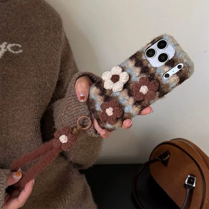 抖音同款15pro适用iPhone14promax手机壳16针织花朵毛绒17苹果13plus1+15/12/13一加ace3pro/2V软10条纹5pro