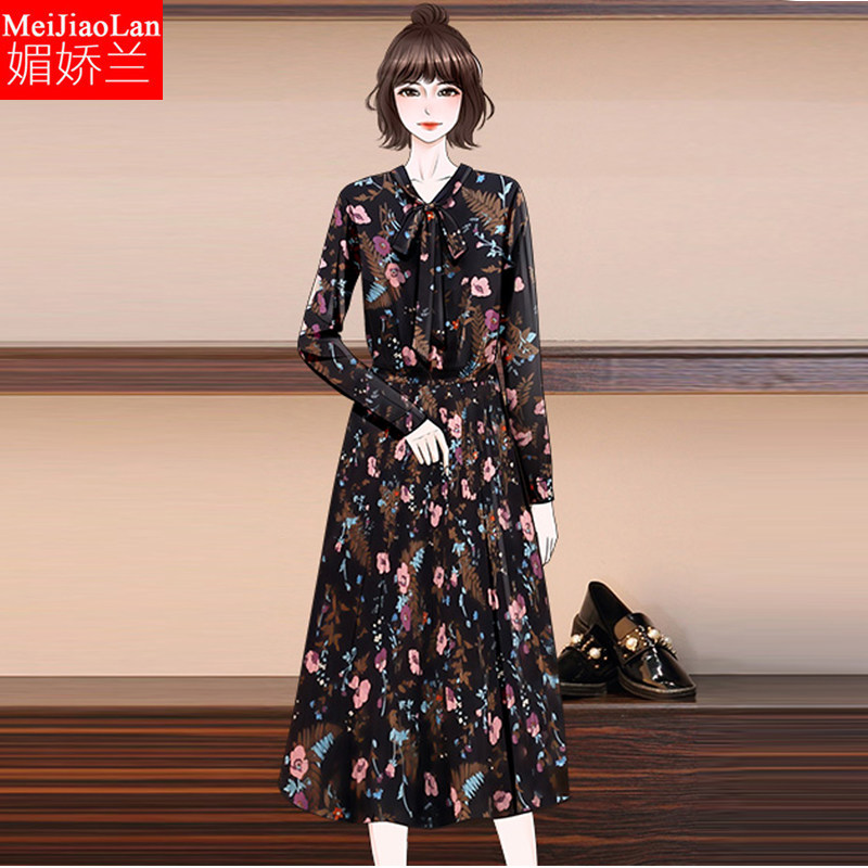 大码女装2020春秋新款外穿洋气碎花色长裙宽松显瘦减龄连衣裙胖mm