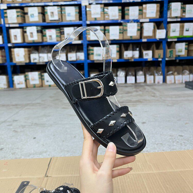 Lady Shoes外贸原单圆头铆钉皮带扣平底拖鞋简约时尚新款舒适百搭