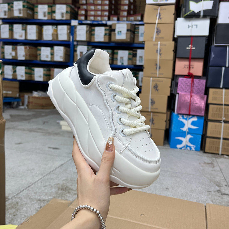 外贸出口女鞋新款真皮圆头松糕厚底小白鞋百搭舒适增高时尚单鞋