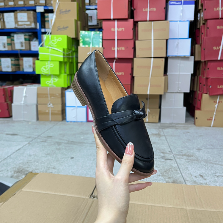 圆头蝴蝶结低跟一脚蹬单鞋乐福鞋