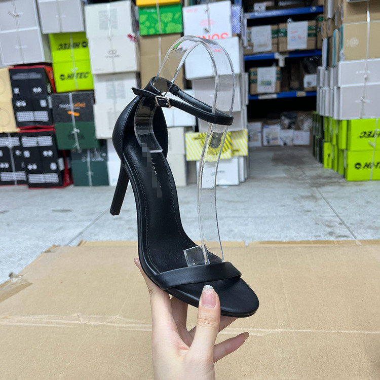 Lady Shoes外贸原单女鞋新款时尚圆头纯色细高跟一字扣时装凉鞋