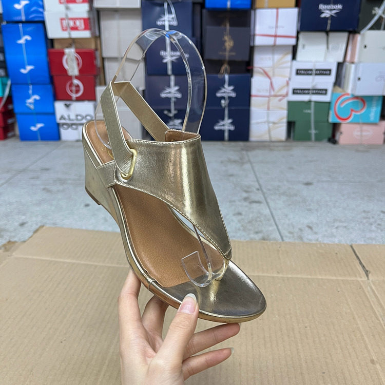 Lady Shoes外贸原单女鞋新款时尚圆头纯色夹趾坡跟凉鞋两穿拖鞋