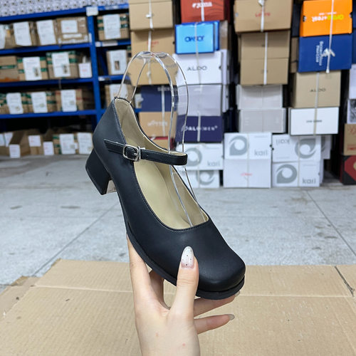 方头纯色粗跟浅口一脚蹬时装单鞋