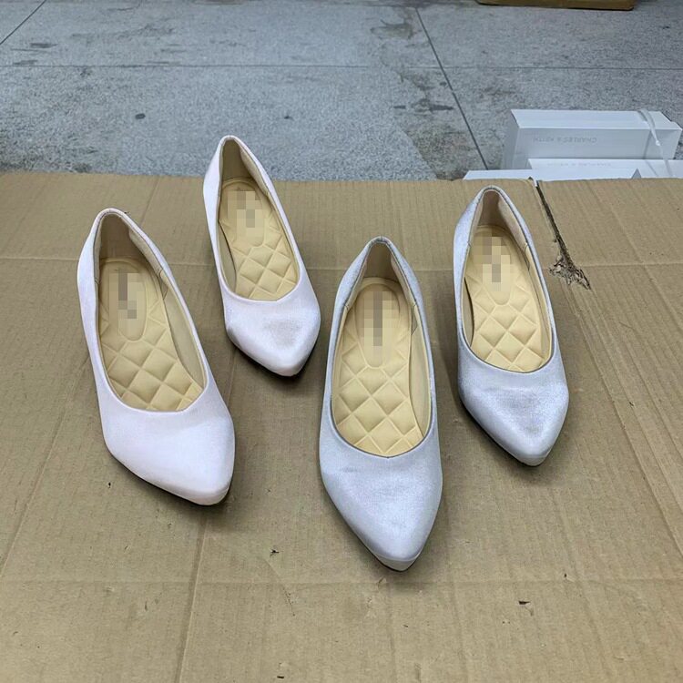 外贸原单新款时尚百搭气质通勤缎面细跟尖头浅口单鞋女鞋