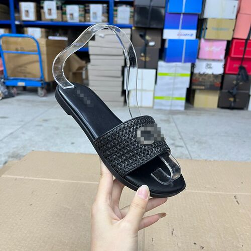 圆头金属编织平底一字拖鞋凉鞋