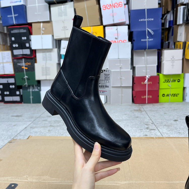 圆头纯色粗跟显瘦侧拉链女短靴
