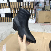 外贸原单真皮尖头高跟鞋 舒适网红小短靴中筒靴 坡跟侧拉链时尚