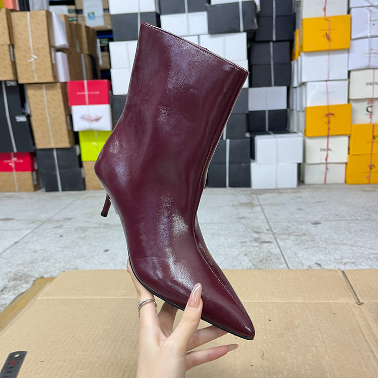 外贸原单女鞋新款时尚气质尖头纯色细高跟套筒百搭时装短靴烟筒靴