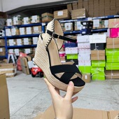 外贸原单女鞋 一字带扣百搭休闲日常舒适凉鞋 新款 方头厚底坡跟时尚