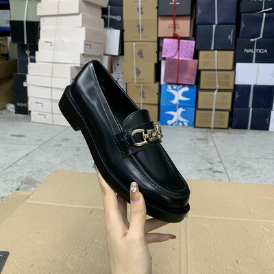厚底粗跟纯色金属链条舒适乐福鞋
