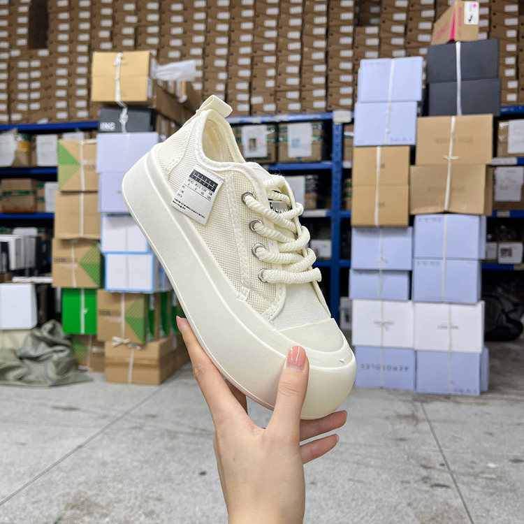 厚底大头娃娃鞋休闲鞋系带小白鞋