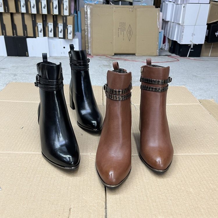 外贸原单尖头短靴粗跟时尚百搭冬款加毛保暖侧拉链日常舒适款,女鞋,时装靴,淘宝优惠券,粉丝福利购,淘宝优惠卷