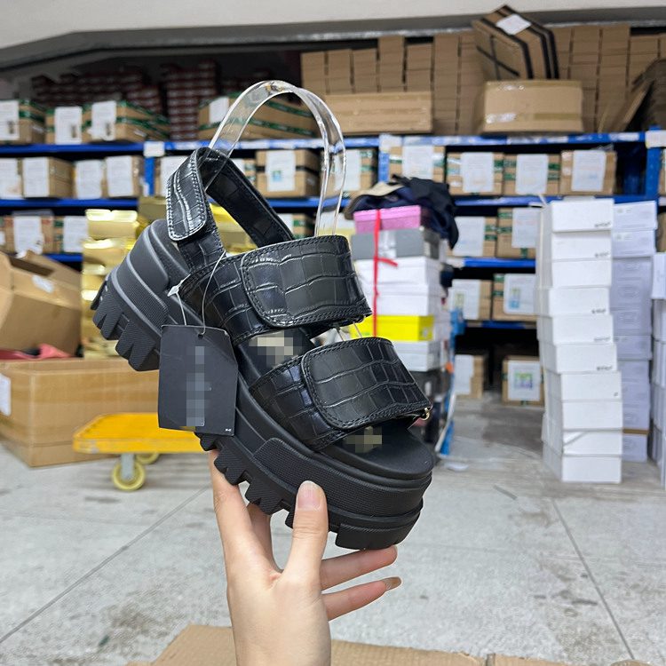 炫彩个性新款shoes圆头露趾增高